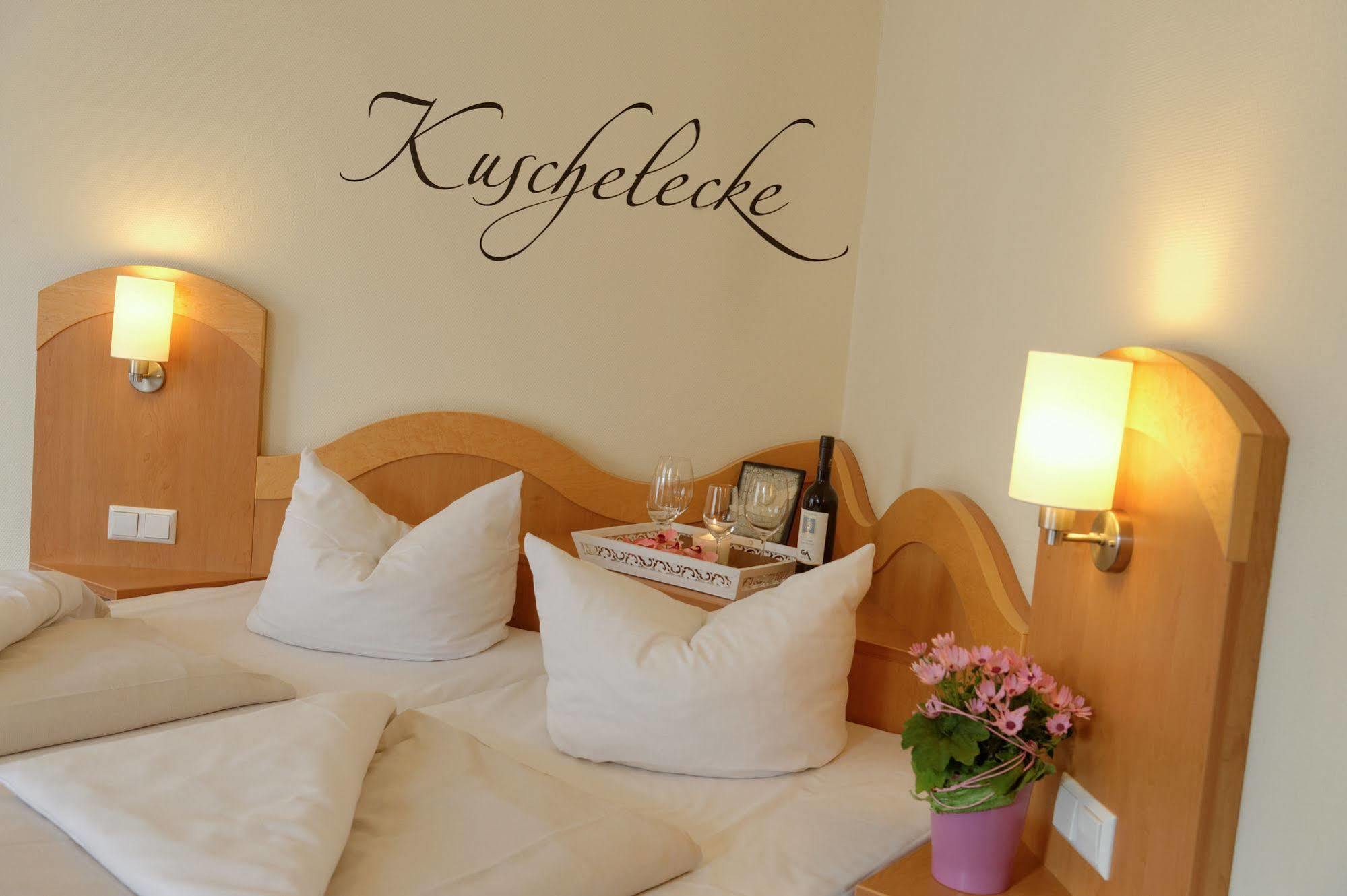 Hotel Restaurant Talblick บัด ดิตเซนบาค ภายนอก รูปภาพ