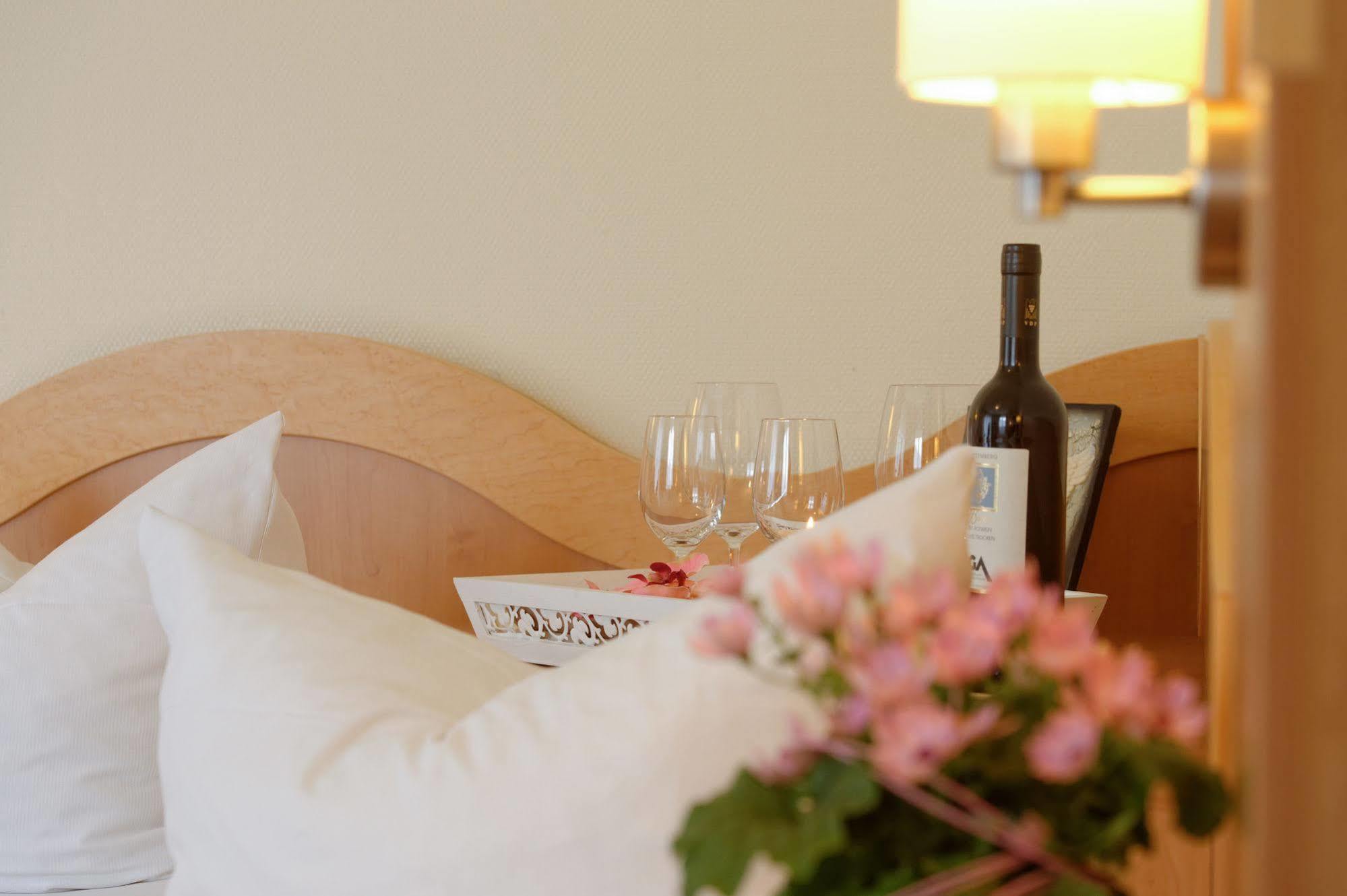 Hotel Restaurant Talblick บัด ดิตเซนบาค ภายนอก รูปภาพ